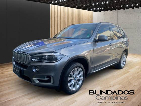 BMW X5 4.4 V8 TURBO GASOLINA XDRIVE50I SECURITY AUTOMÁTICO BMW X5 4.4 V8 TURBO GASOLINA XDRIVE50I SECURITY AUTOMÁTICO